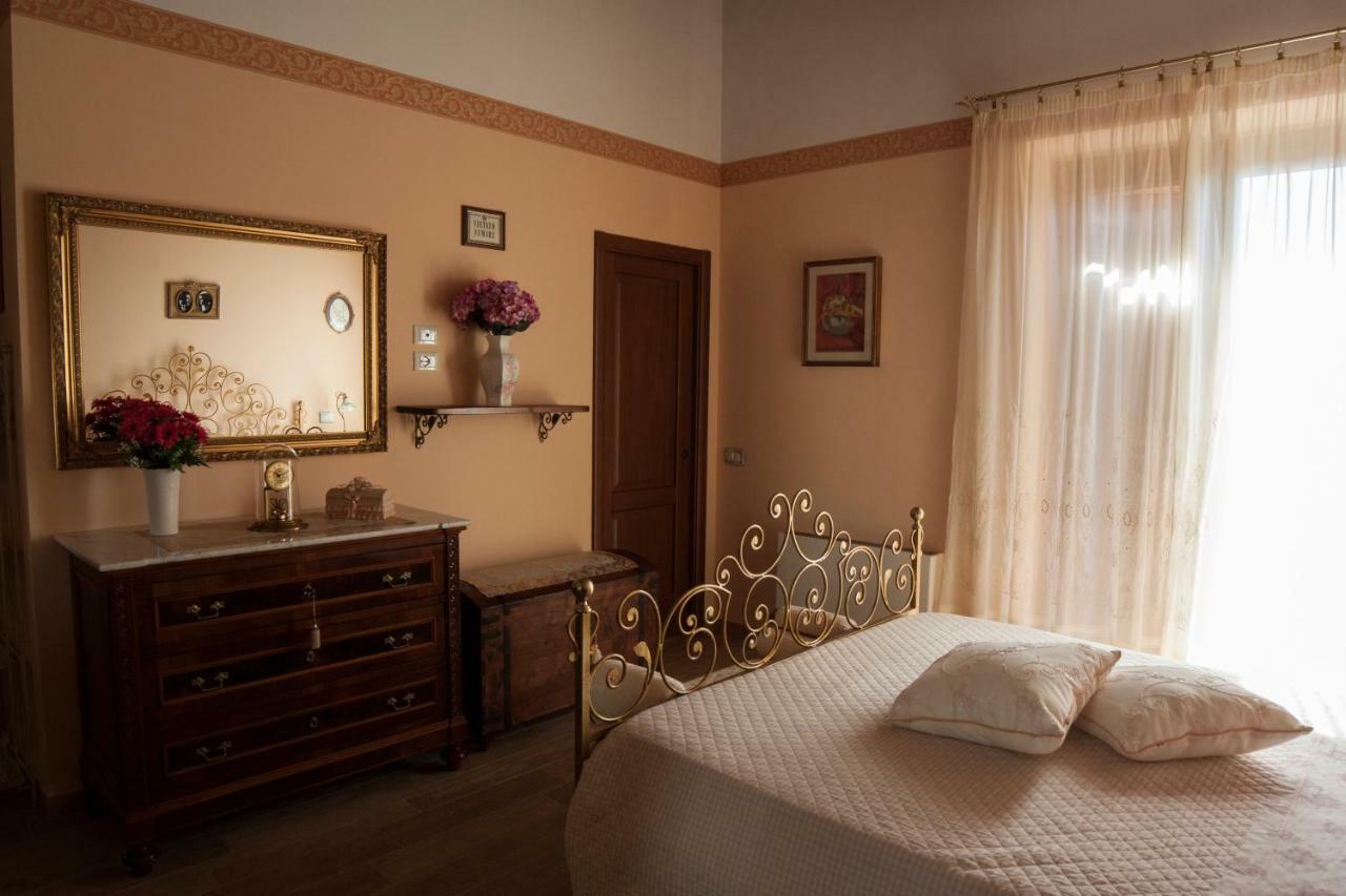 B&B L' Antica Fonte Spinetoli Eksteriør billede