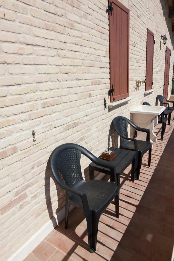 B&B L' Antica Fonte Spinetoli Eksteriør billede